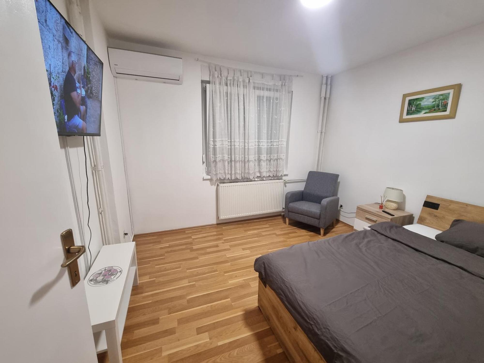 Studio Apartman Luna Karlovac Εξωτερικό φωτογραφία