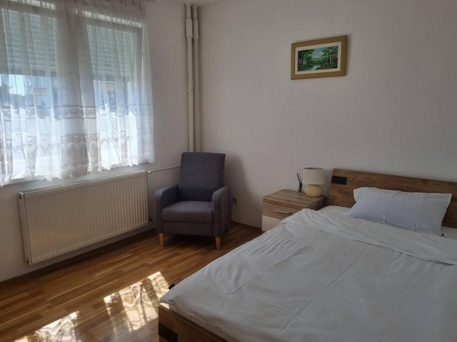 Studio Apartman Luna Karlovac Εξωτερικό φωτογραφία
